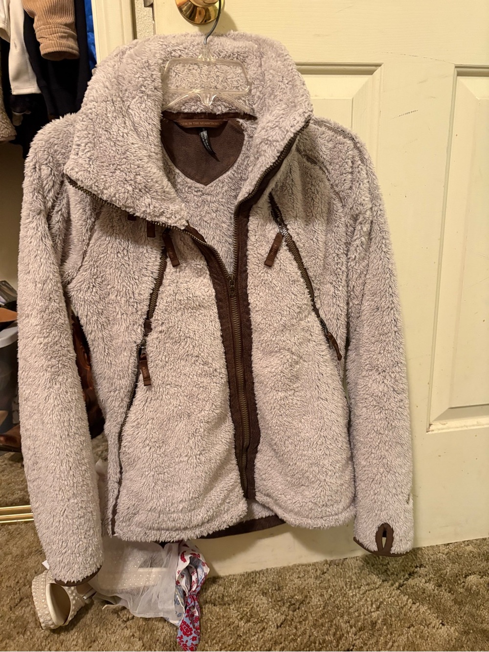 Kuhl Cozy Women's Sherpa Jacket - Taupe